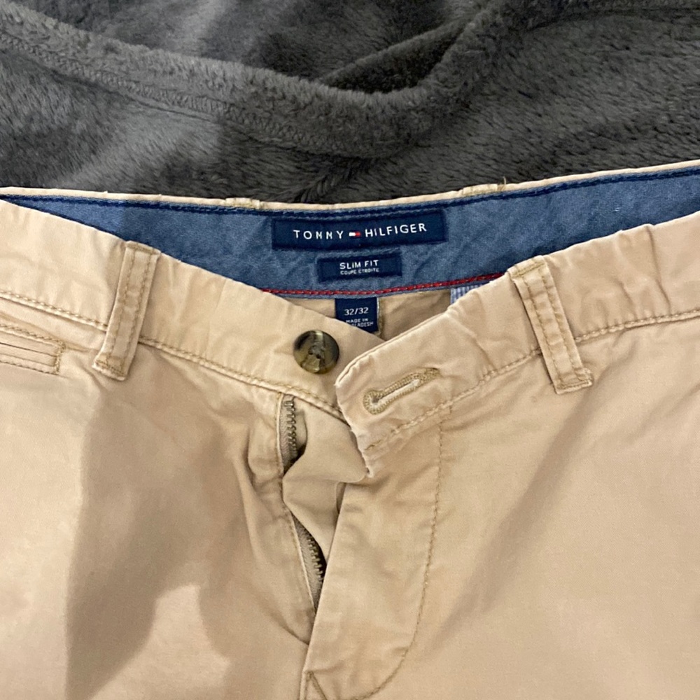 Tommy hillfiger chinos 32x32